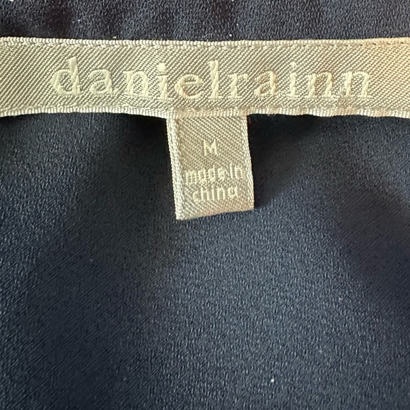 Daniel Rainn Navy Blue top - Picture 6 of 6